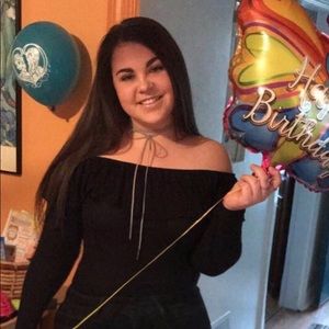 Meet your Posher, Olivia